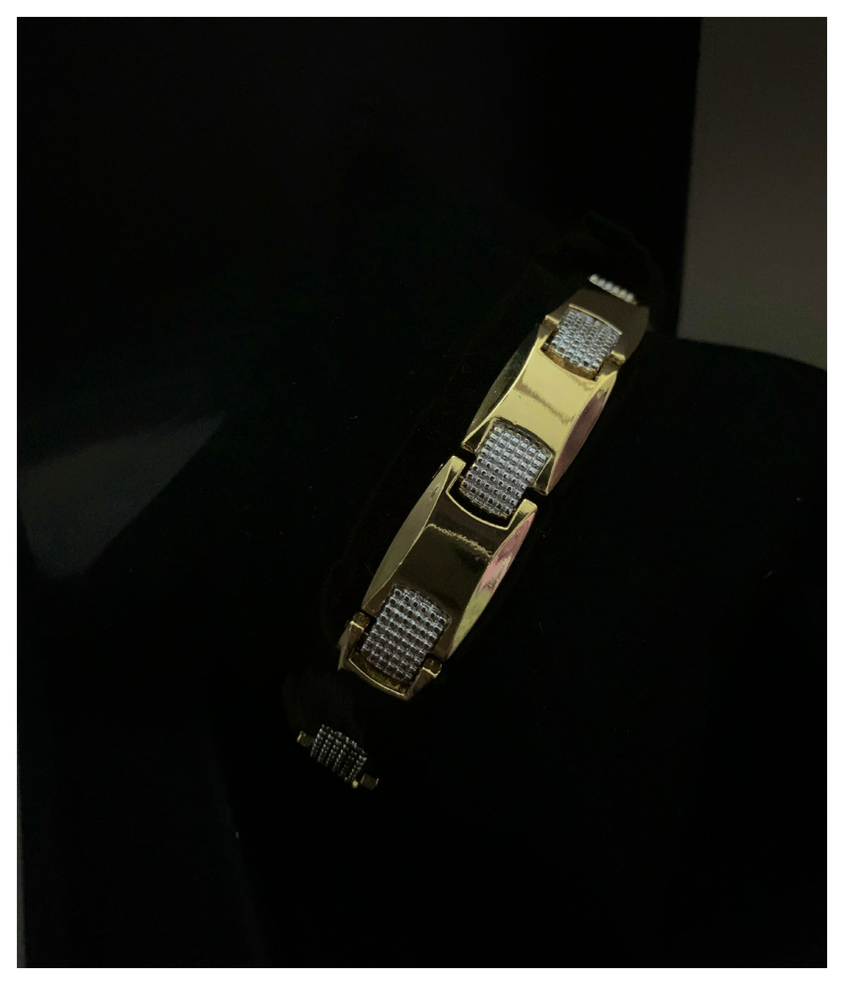 Classic Golden & Silver Loose Bracelet For Men