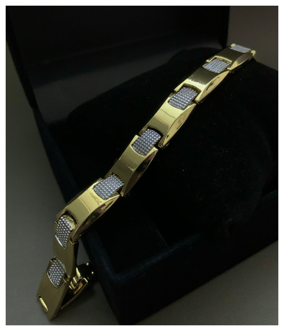 Classic Golden & Silver Loose Bracelet For Men