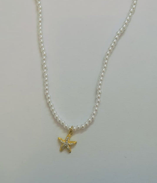 Pearl Necklace with Starfish Pendant