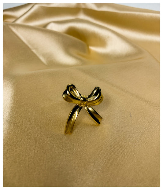 Beautiful Golden Bow Ring