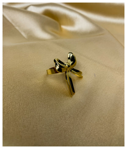 Beautiful Golden Bow Ring
