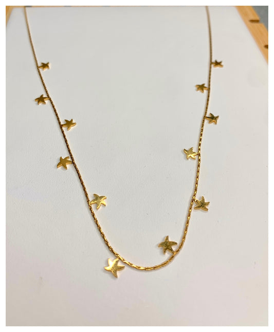Eye-Catching Star Neckpiece