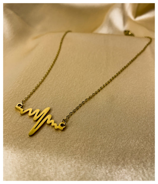 Women's Heartbeat Chain Pendant